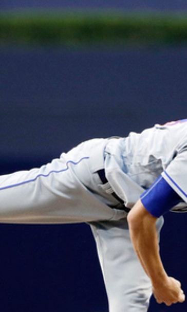 DeGrom wins 8th straight start, Mets hold off Padres 5-3 (Jul 24, 2017)